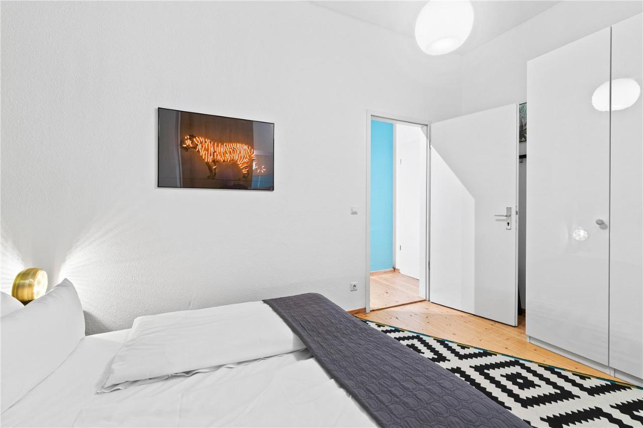 Holiday 33 Apartments Efg Schoenhauser Allee Mit Balkon Берлин Екстериор снимка
