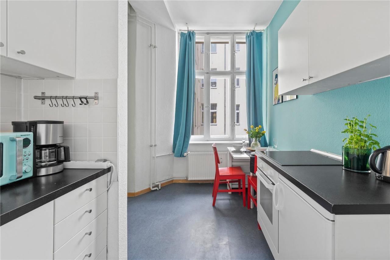 Holiday 33 Apartments Efg Schoenhauser Allee Mit Balkon Берлин Екстериор снимка