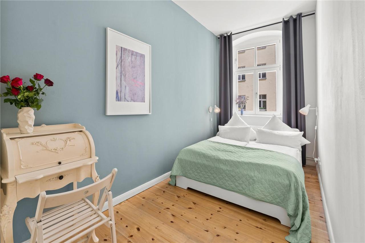 Holiday 33 Apartments Efg Schoenhauser Allee Mit Balkon Берлин Екстериор снимка