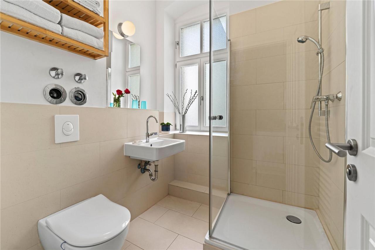 Holiday 33 Apartments Efg Schoenhauser Allee Mit Balkon Берлин Екстериор снимка