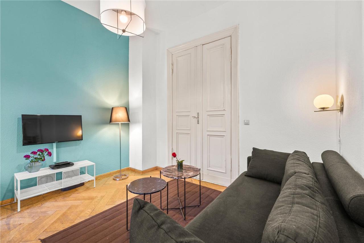 Holiday 33 Apartments Efg Schoenhauser Allee Mit Balkon Берлин Екстериор снимка